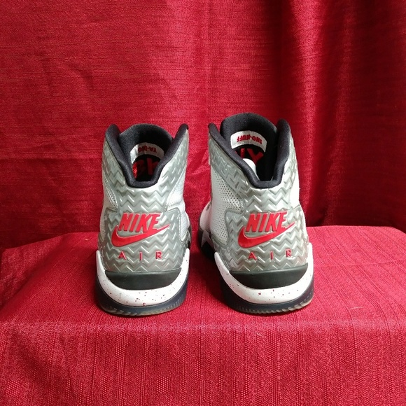 Jordan's - Picture 1 of 8